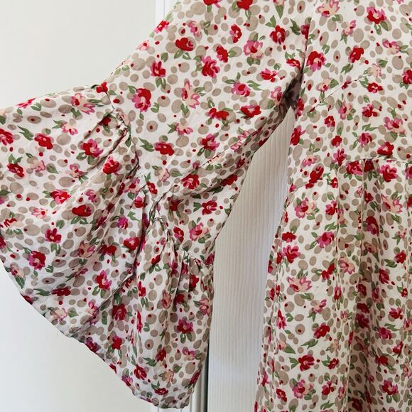 Suzanne Betro Red Floral Billowy Flowy Romantic Cottagecore Blouse Size XL - Picture 3 of 9